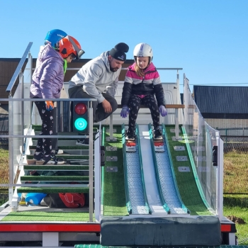 565711349_1294746715783130_2102626469421594418_n