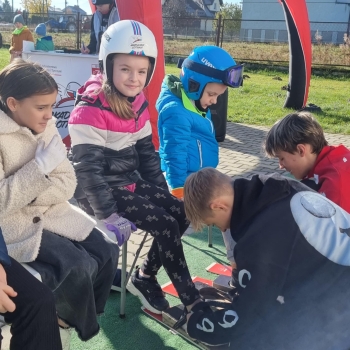 568205853_1294747352449733_5447876910999641635_n