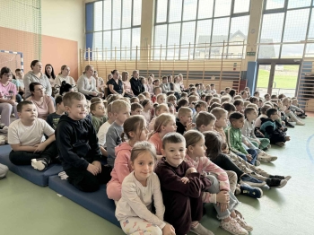 568515805_1296411345616667_4975157998966735950_n