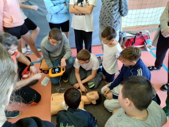 569551065_1296408648950270_6627581754371283418_n