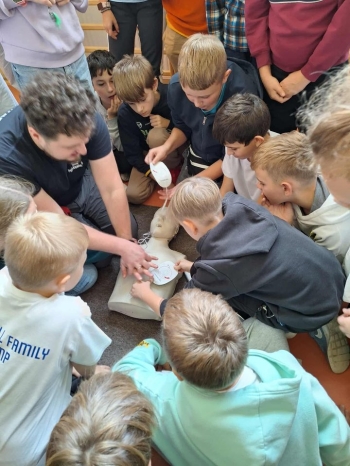 558894296_1296408682283600_1495849514562988351_n