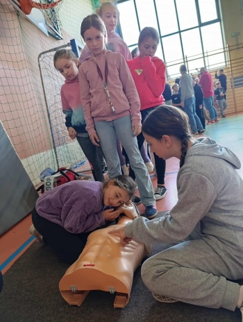 566222508_1296408208950314_6050815365507876951_n