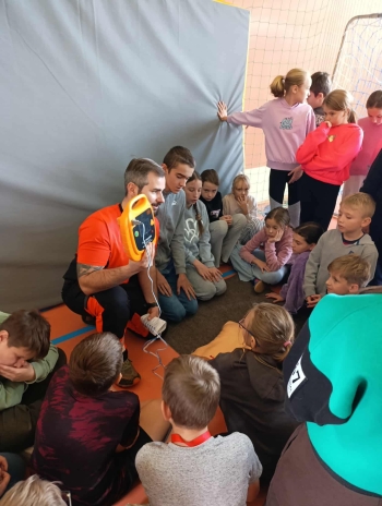 568820604_1296411452283323_3733765259473663310_n