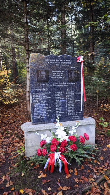 568319974_1296947225563079_6730920136652822072_n