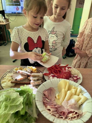 571203290_1296975465560255_1837134244510330634_n