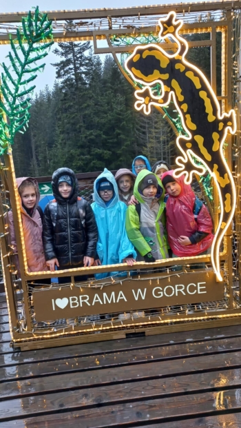 571121360_1298070685450733_6480691717071921887_n