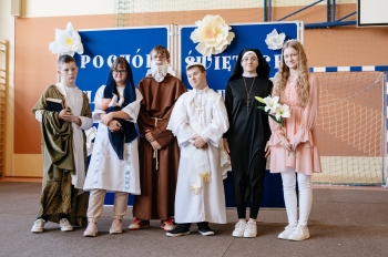 574359735_1303997488191386_2176507327476191475_n