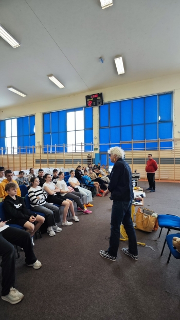 589511955_1324341839490284_1004369459108756649_n