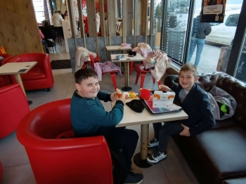 593720301_1330175675573567_8961320968342388626_n