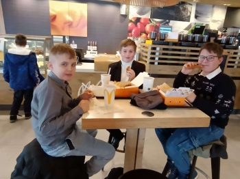 591505221_1330175548906913_2530199853317668213_n