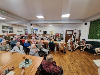 617906074_1367454438512357_6148622271884252939_n