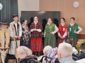 619603586_1367454151845719_3109777543978390893_n