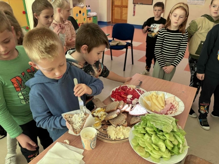 Zajęcia poświęcone zdrowemu odżywianiu. 