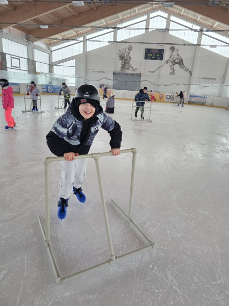 Lekcja wychowania fizycznego na lodowisku!